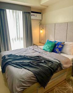 Stylish Studio in IT Park Near Ayala Central Bloc