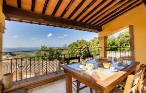 Stunning Apartment In Monteverdi Marittimo