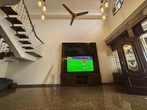 Near Southkey, Easy CIQ Access,Game Floor,JB House