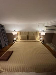 Morden Apt 6Br Old Quater