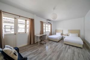 City Home 4BR near Hua Mak station with parking