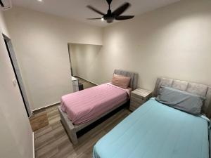 My Kamar Kamar