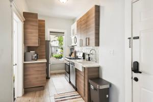 Chic & Modern - 35 Mins to NYC - Extended Stays