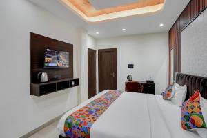 FabHotel Ivory Loft