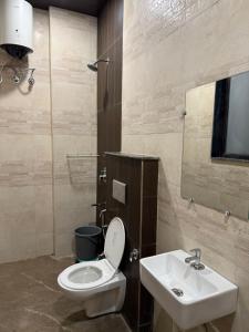 Krishnam Home Stay & Rooms