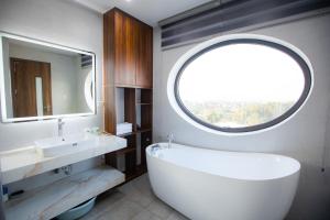 Top View Villa - Legacy Hill Hòa Bình