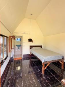 Muangkham Peaceandlove Farm