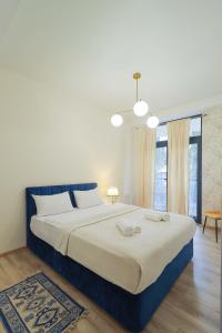 Stylish 2BR Apartment In City Center-By Wehost