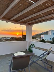 Iosub Houses & Studios - Amazing View Studio in Koumbara