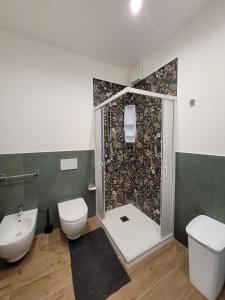 Re Leo Holiday House