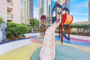 FIRST CLASS 3BR Prime Downtown City Lights