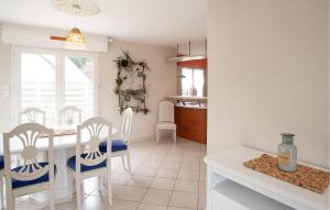 Cozy Home In Piriac Sur Mer With Wifi