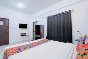 FabHotel Crystal Bay Baga