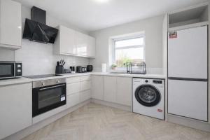 2 Bed Flat, Newcastle, 5 min to City, Free parking - Pass the Keys