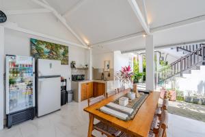 Uluwatu Surf Paradise by Pertama Stay