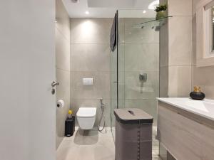 Bantry Bay Breeze Studio & Walk to Promenade