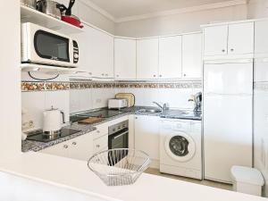 3 bed penthouse apt La Cala close to beach