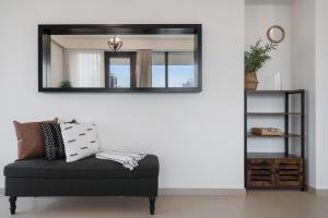 Breathtaking City Views From DT Apt with Terrace