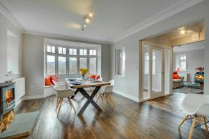 4 Bed in Barmouth oc-bow259