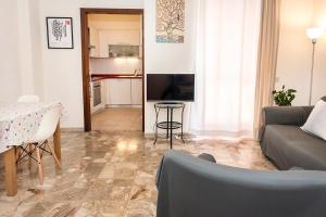 S177 - Sirolo, trilocale in centro con giardino