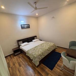 Good Earth Swimming Pool Homestay