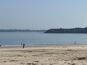 Les pieds dans l eau