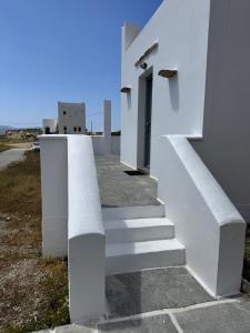 Iosub Houses & Studios - Beach House in Koumbara