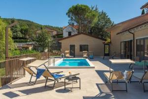 Casa Gemelli with pool, airco and EV charger