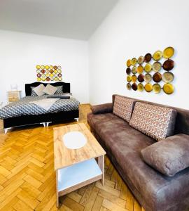 Comfortable 1BR & Lounge Apt, 7 min Westbahnhof