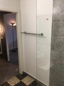 Unterkunft Hamburg 2SZ 6 Pers Küche Bad BoLA 1