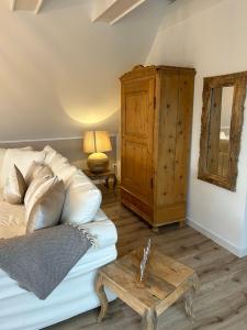 Große Ferienwohnung Hamburg 2 SZ mit Parkplatz BoLA 50b