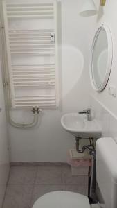 BoLA Ferienwohnung 39 Hamburg-Wandsbek 1 Person, Küche, Bad