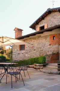 Il Borgo sul Fiume - Lake Maggiore
