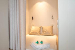 Luxurious studio with a stunning view