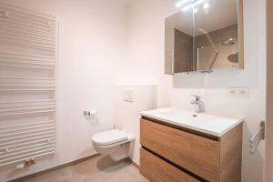 Brand new apartment with garden and parking