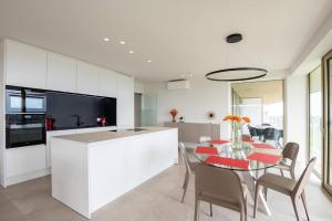 Wonderful new appartment with unbelievable views