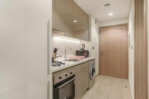 FIRST CLASS Studio Stylish Close to Downtown
