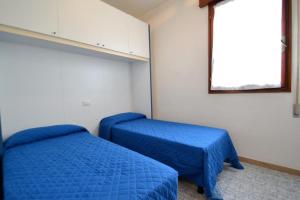 Comfortable seafront apartment