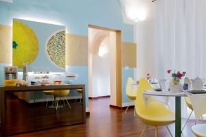 Rose Iconic Rooms
