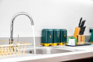 City Centre 2 Bedroom Flat, The Postbox