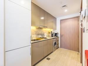 Relaxing Studio Retreat in Vibrant Meydan City