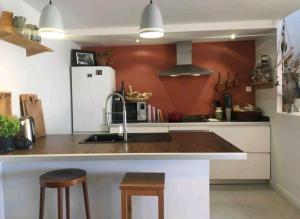 Grand appartement avec terrasse place Richelme