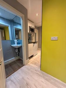 Studios near Oxford street