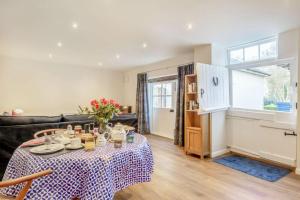 1 Bed in Eye oc-tch1