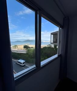 frente mar com vista roda gigante BC