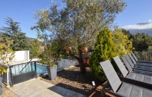 Awesome Home In Vero With Private Swimming Pool, Can Be Inside Or Outside