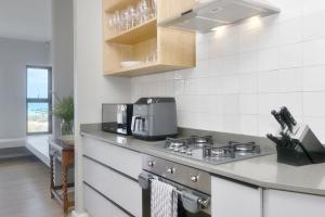 Fynbos Hill Apartment at the Southernmost Point of Africa