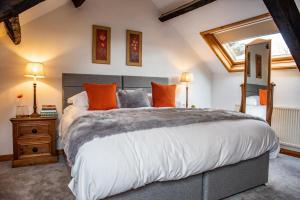 3 Bed in Cwmystradllyn oc-wag708