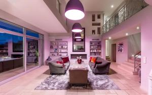 Luxury Villa Gassin with Pool & Jacuzzzi