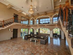 Summer Dutch Palace 5 bhk By Stay vihana